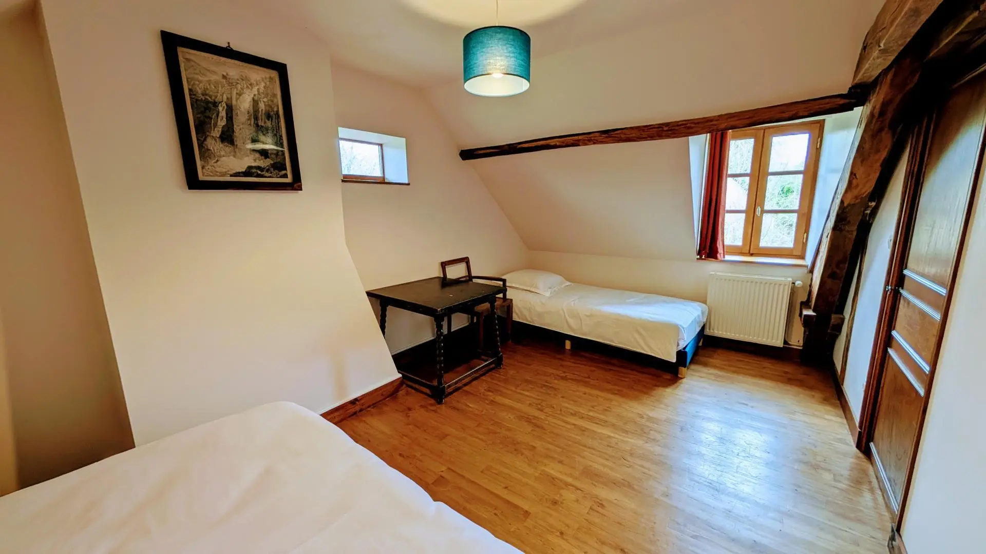 La Maison des Bois gîte du Domaine de Montintin à Chateau Chervix - chambre 3 _17