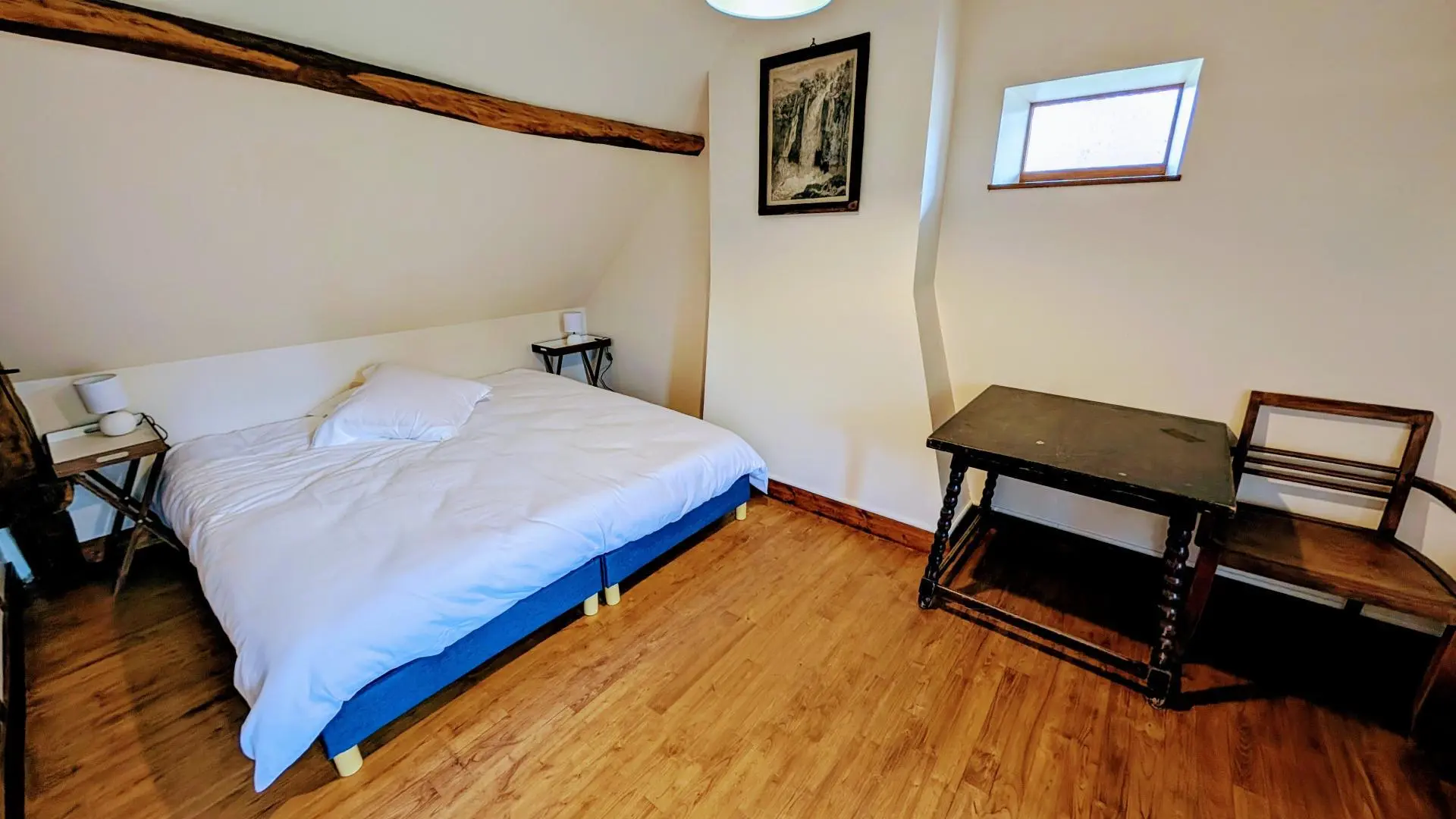 La Maison des Bois gîte du Domaine de Montintin à Chateau Chervix - chambre 3 _16