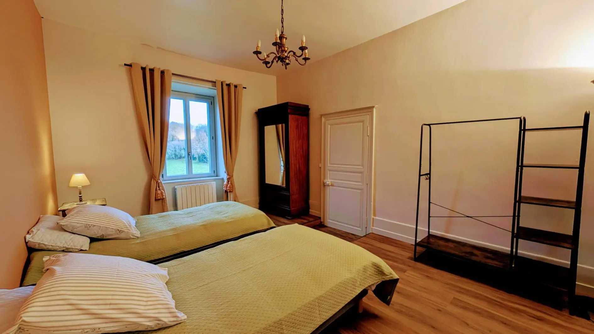 Le manoir de la Borie sur la commune de La Porcherie en Haute-Vienne - chambre 7_22