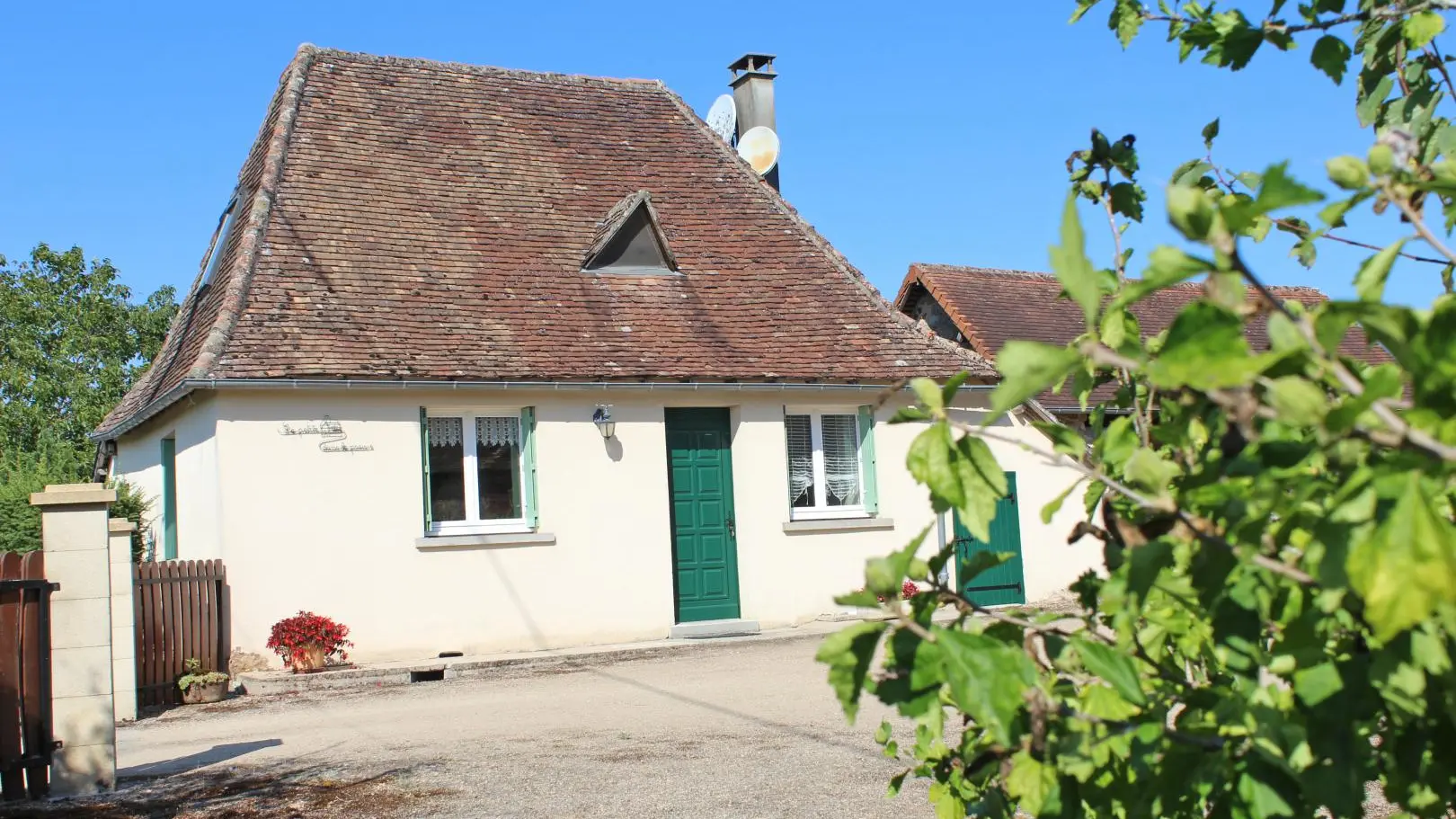 Gite La Roche à Meuzac en Haute-Vienne (Nouvelle Aquitaine)_2