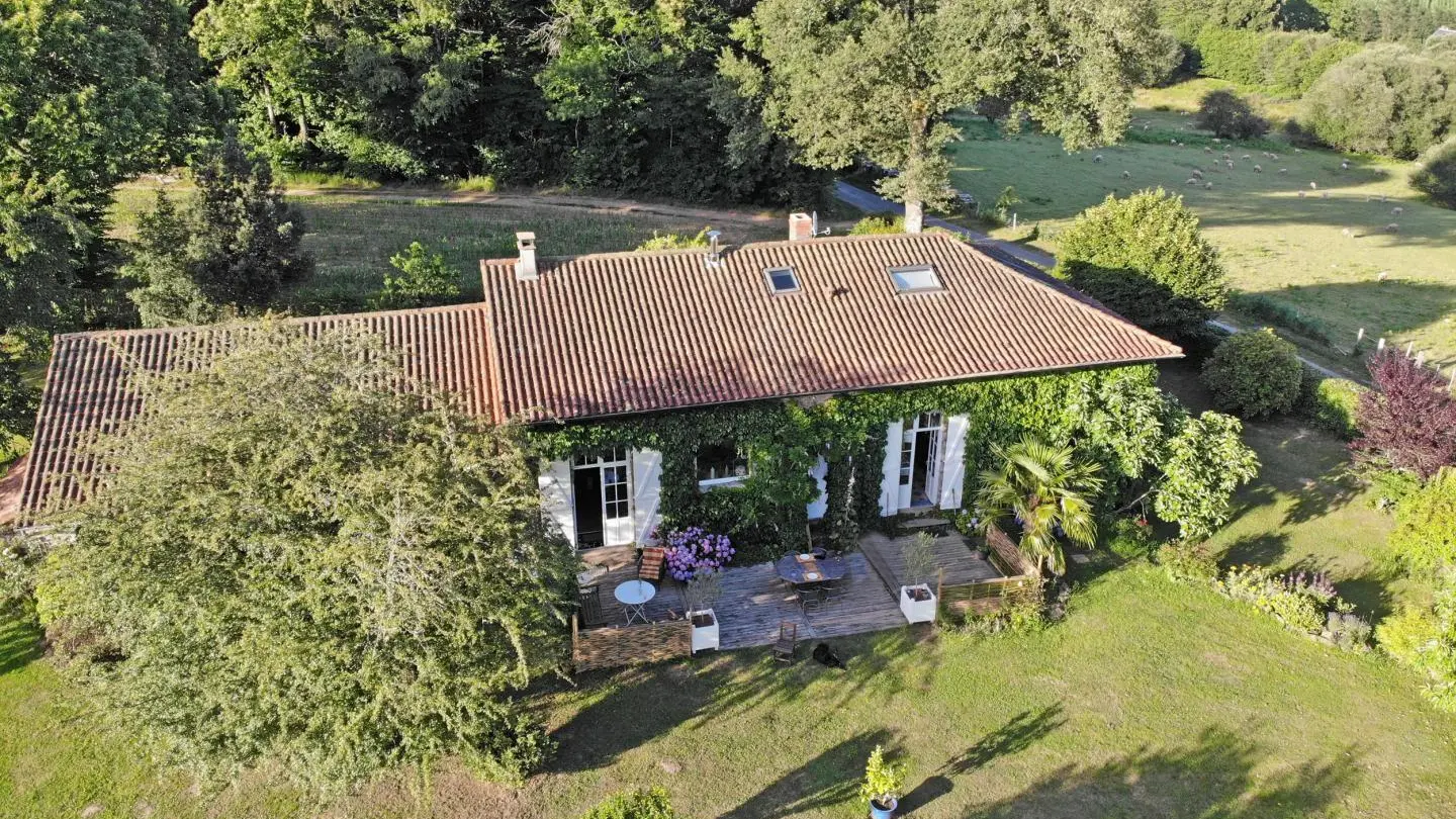 L'École de Combret à Saint Bonnet Briance en Haute-Vienne (Nouvelle-Aquitaine)_1