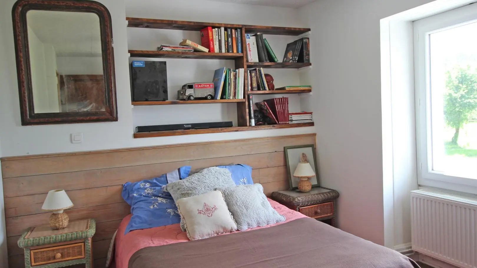 Gite du Clos du Got à Saint Yrieix La Perche en Haute-Vienne - la chambre de l'étage_13
