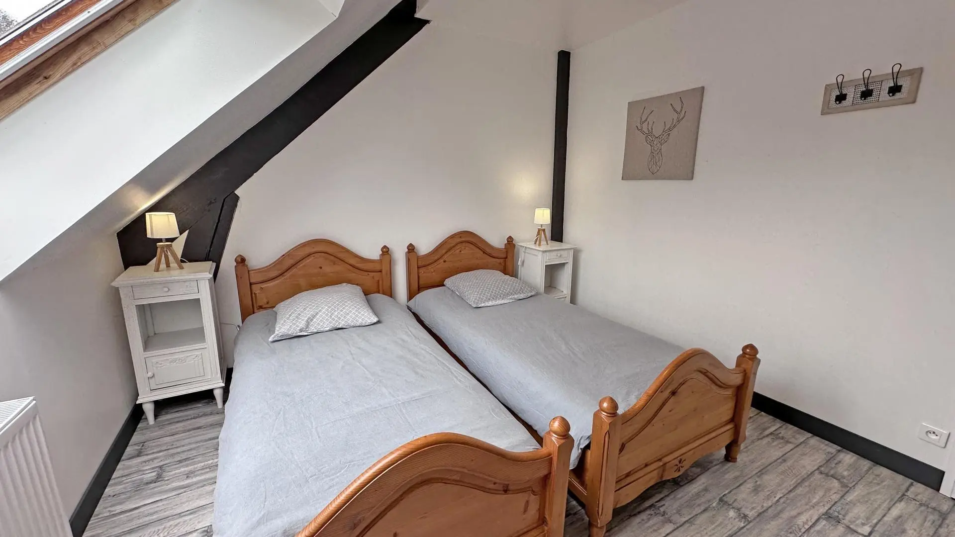 Gîte de la Châtaigneraie à Saint Yrieix La Perche en Haute-Vienne (Nouvelle Aquitaine) - chambre 3 - version lits simples_51