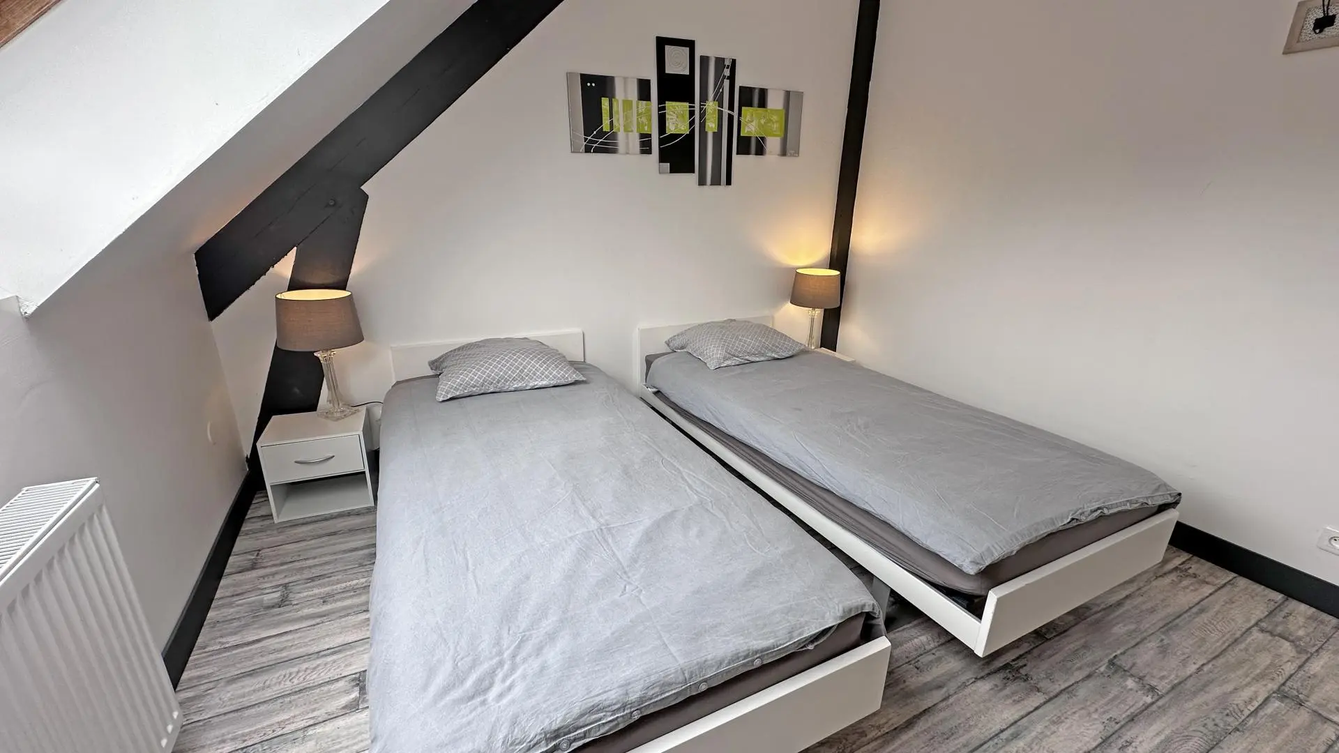 Gîte de la Châtaigneraie à Saint Yrieix La Perche en Haute-Vienne (Nouvelle Aquitaine) - chambre 1 - version lits simples_32