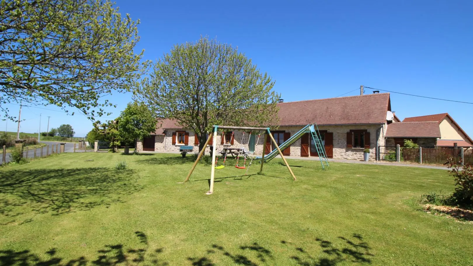 Gite Papesoleil à Saint Yrieix La Perche en Haute-Vienne (Limousin)_26