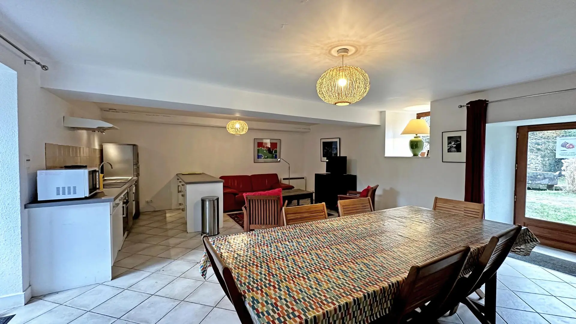 Le vieux château à Vicq sur Breuilh en Haute-Vienne (Nouvelle Aquitaine)_2