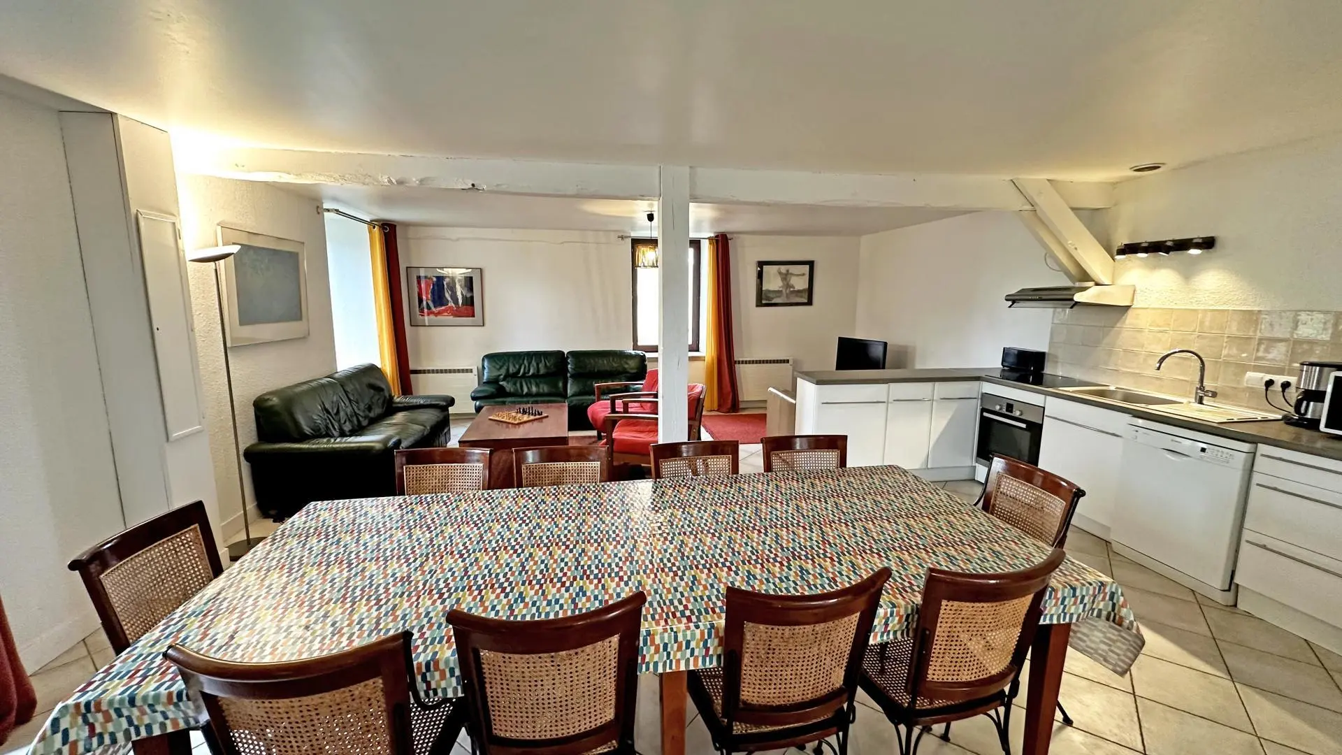 Le vieux château à Vicq sur Breuilh en Haute-Vienne (Nouvelle Aquitaine)_6