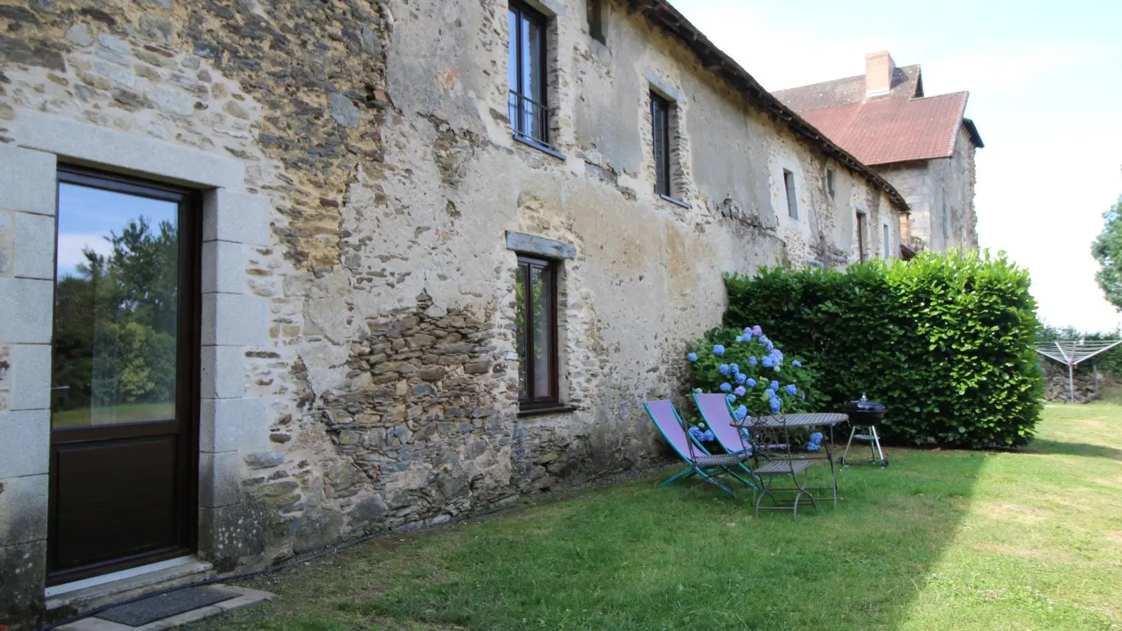 Le vieux château à Vicq sur Breuilh en Haute-Vienne (Nouvelle Aquitaine)_35
