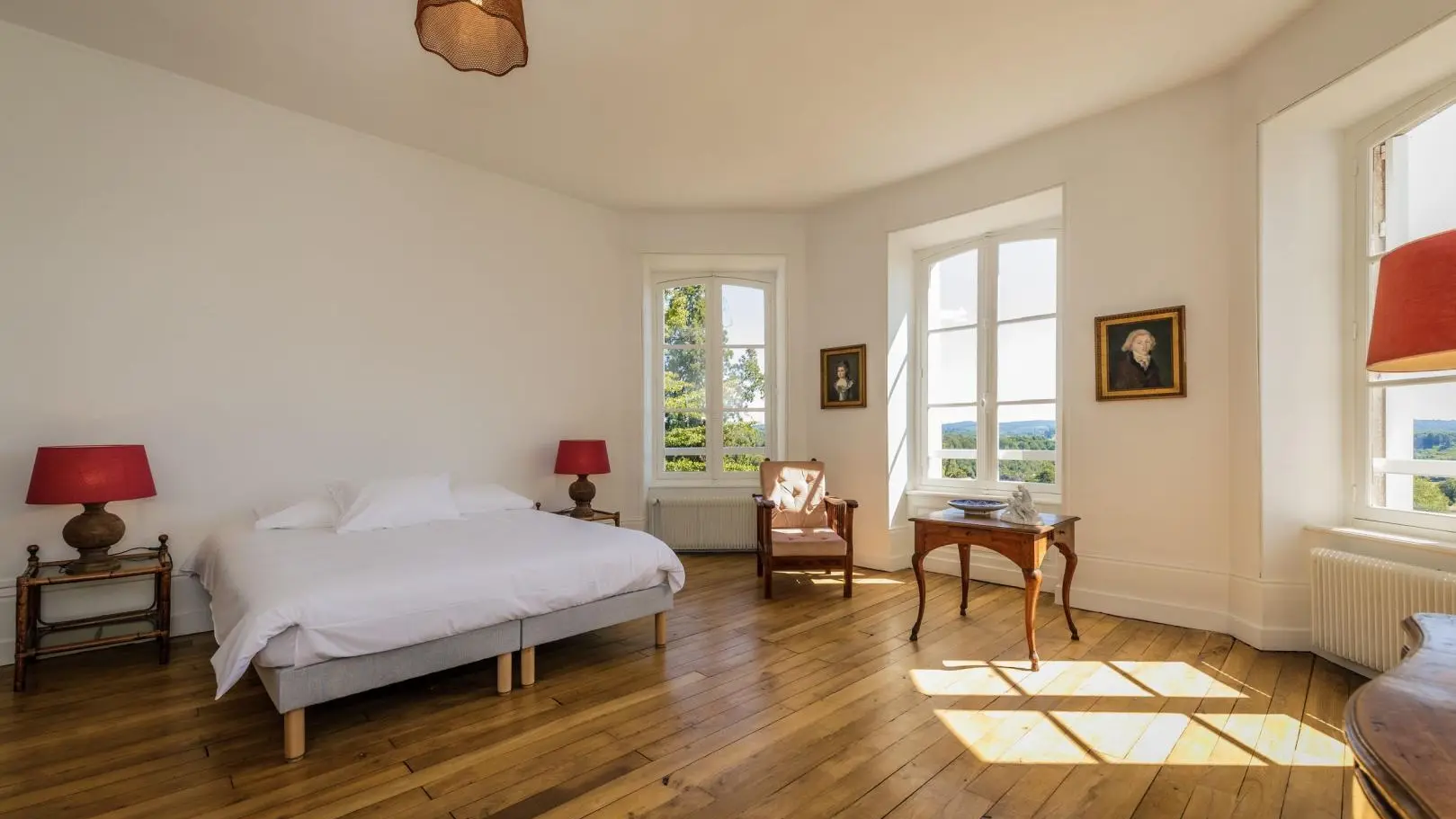 Le Petit Château à Vicq sur Breuilh en Haute-Vienne (Nouvelle Aquitaine) - Chambre Sabourdy_35