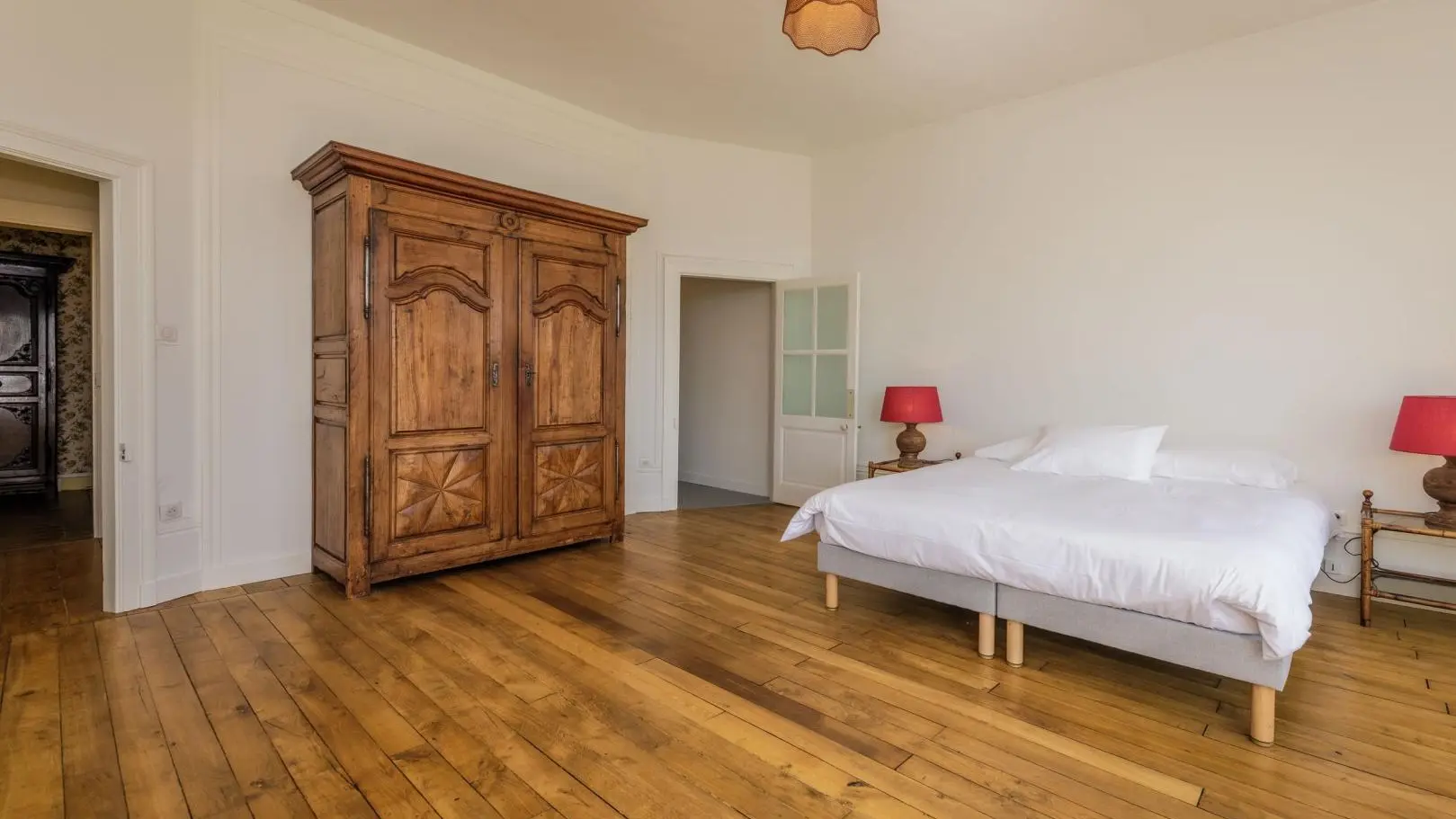 Le Petit Château à Vicq sur Breuilh en Haute-Vienne (Nouvelle Aquitaine) - Chambre Sabourdy_37