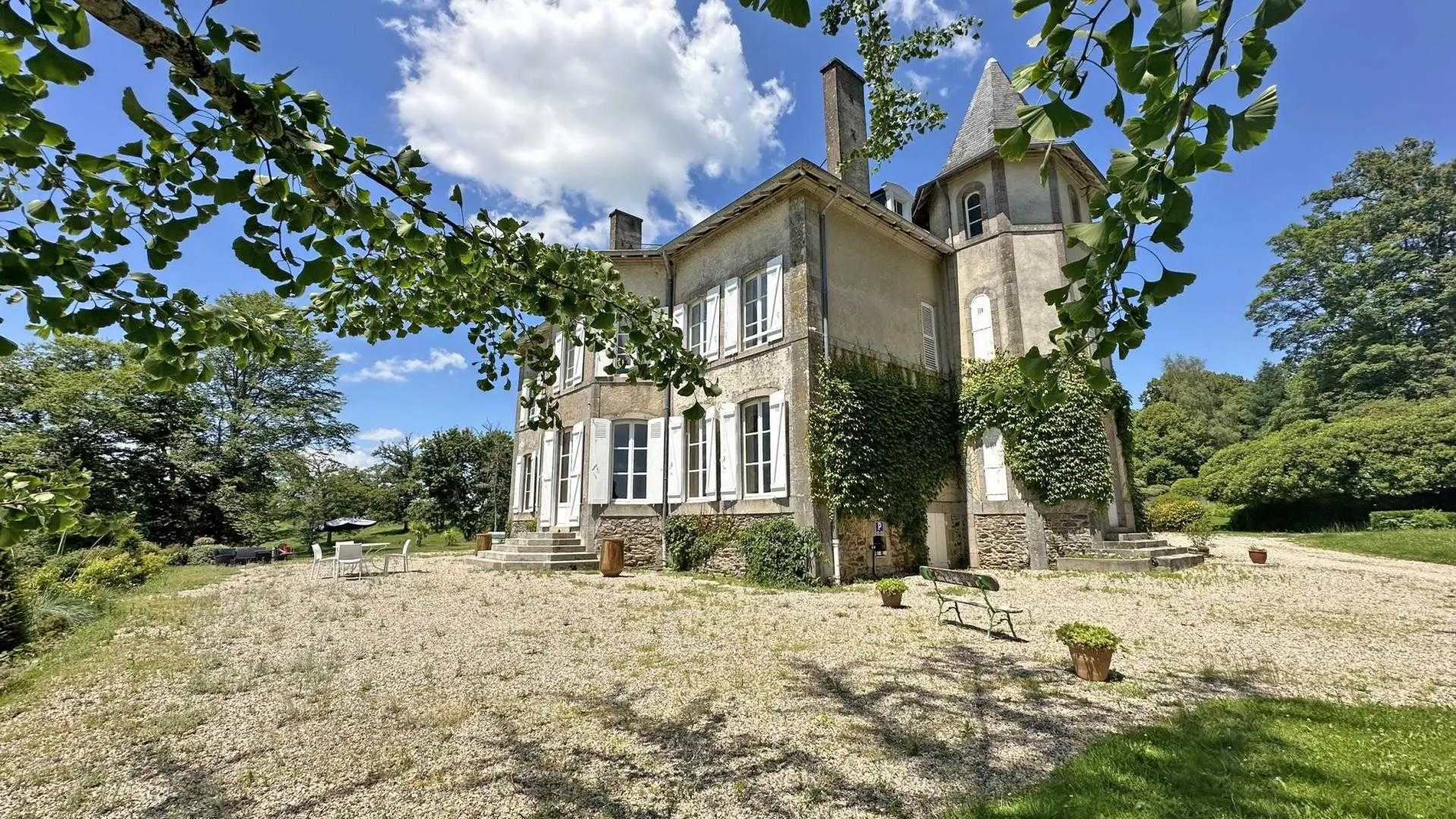 Le Petit Château à Vicq sur Breuilh en Haute-Vienne (Nouvelle Aquitaine)_7