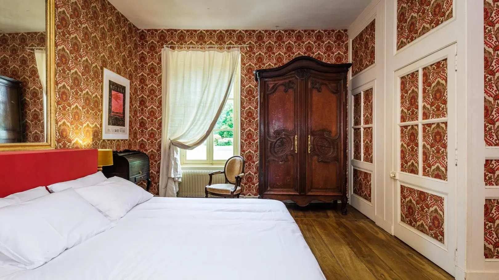 Le Petit Château à Vicq sur Breuilh en Haute-Vienne (Nouvelle Aquitaine) - Chambre Iberia_44