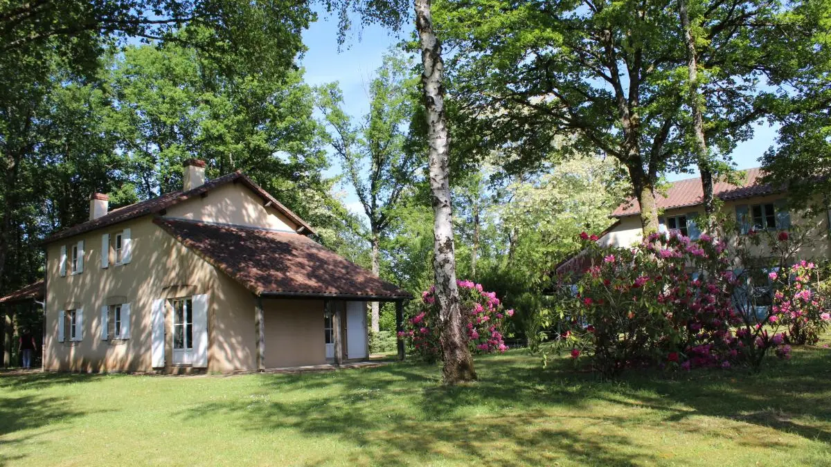 Gite Chavagnac - Etang de La Roche à Meuzac  en Haute-Vienne (Limousin)_16