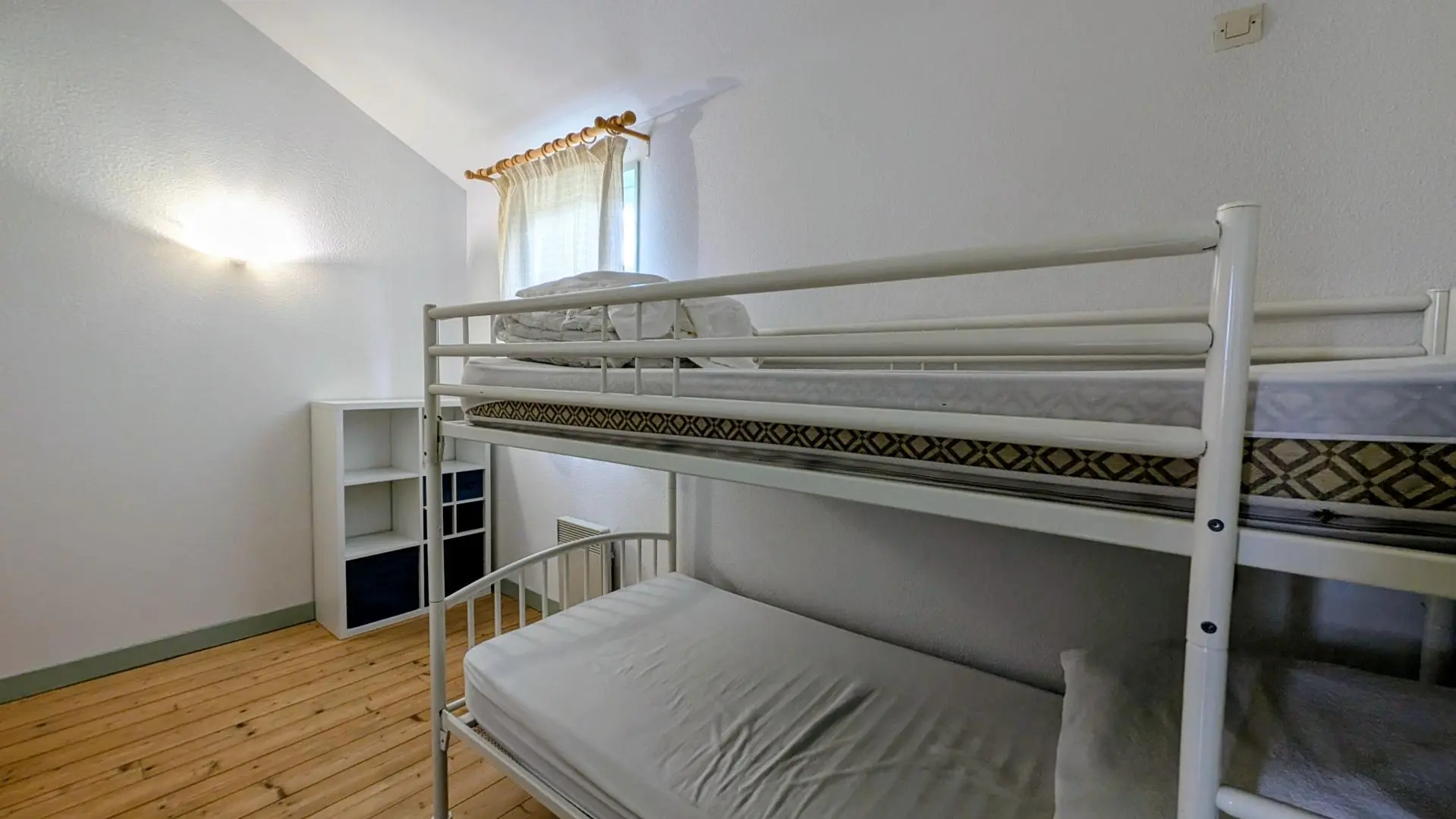 Gîte Basse Roche à Meuzac en Haute-Vienne - Limousin - chambre 1 personne_11