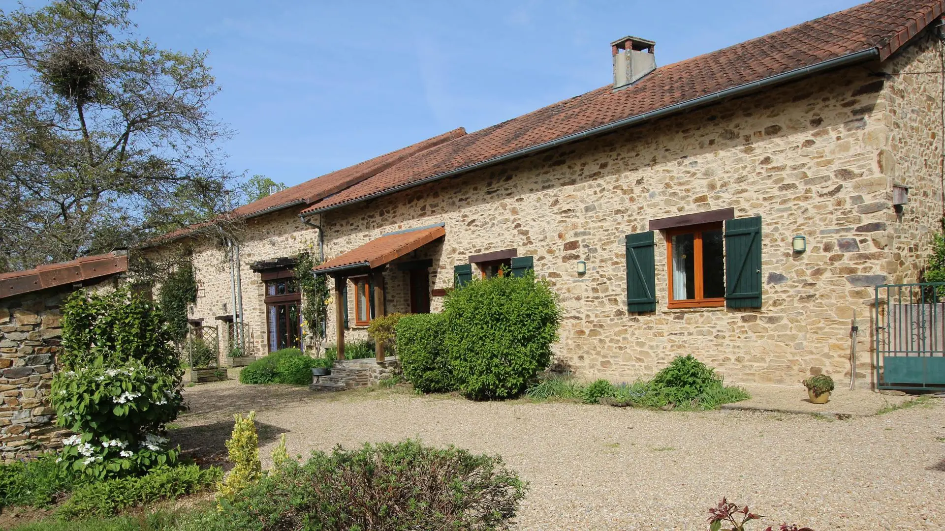 Gite Les Quatre Vents à Bussiere Galant en Haute-Vienne (Limousin)_2