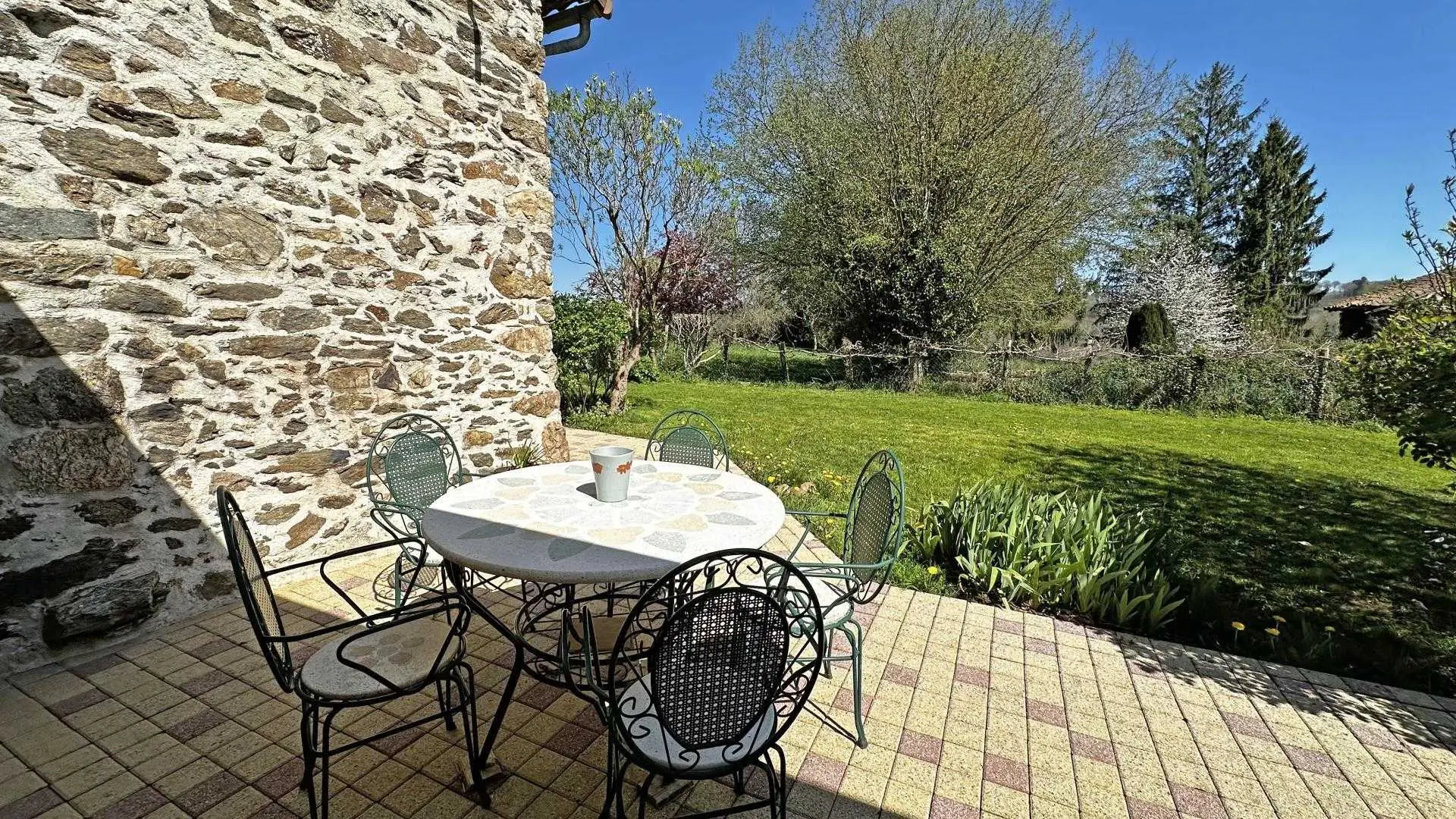 Gîte de Fayollas à Bussière-Galant en Haute-Vienne (Nouvelle Aquitaine)_10