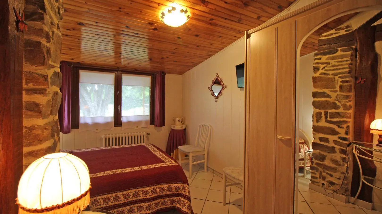 Gite L'Age à Chalus en Haute-Vienne (Nouvelle Aquitaine)_14