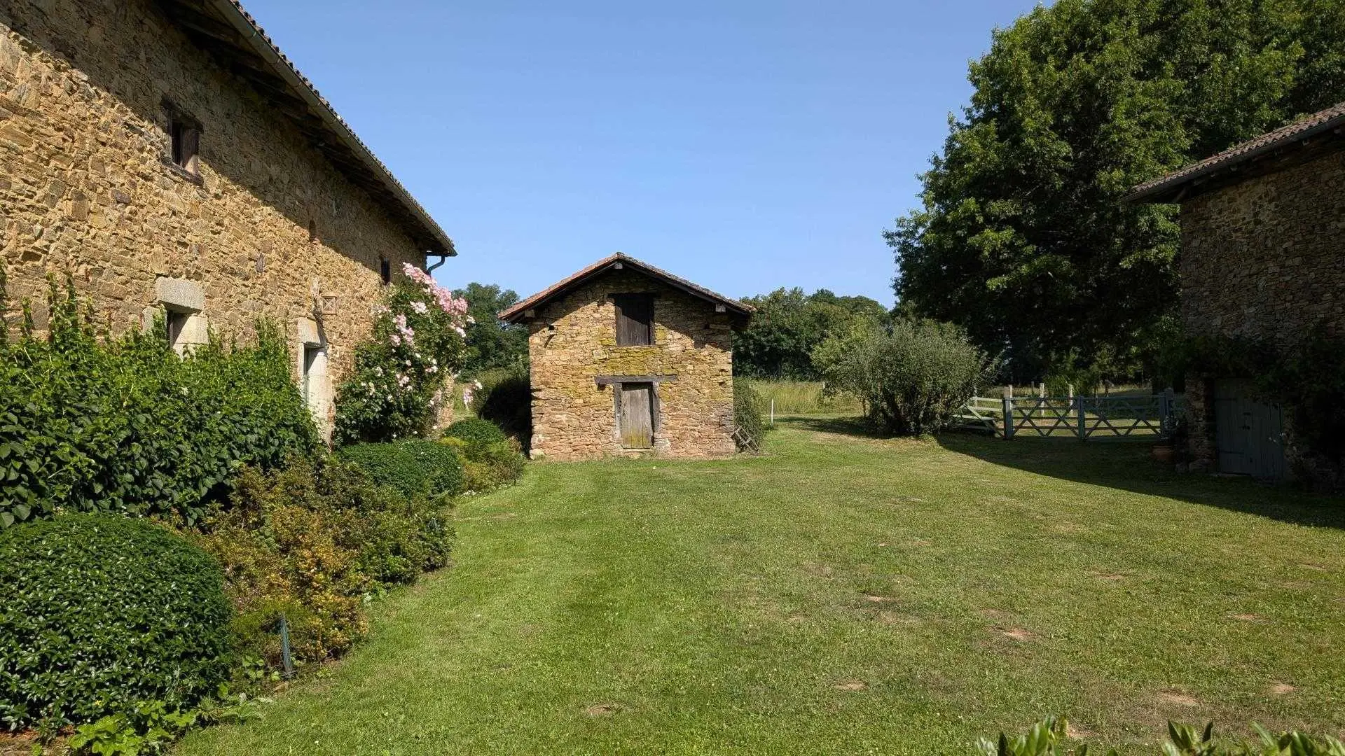 Gite La Grange Neuve à Champagnac La Riviere en Haute-Vienne_36