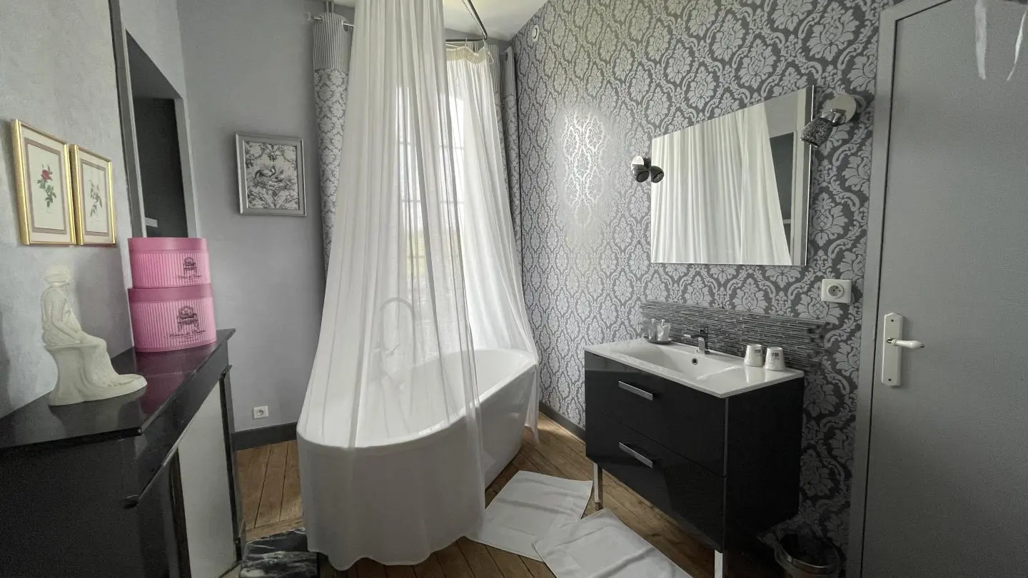 Gite la gare aux oiseaux à Champagnac La Rivière en Haute-Vienne, Nouvelle Aquitaine_27