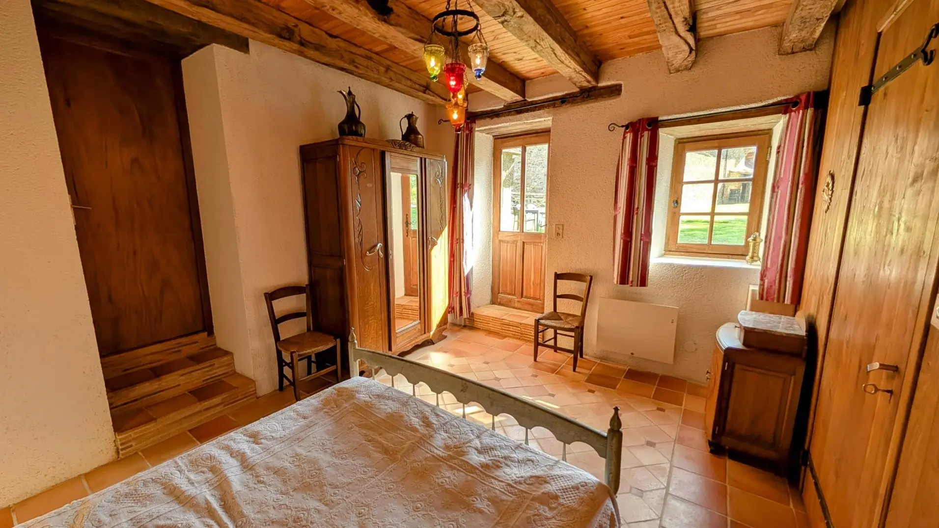 Gite du Canal à Brie, commune de Champagnac La Riviere en Haute-Vienne - chambre 1 rez de chaussée_10