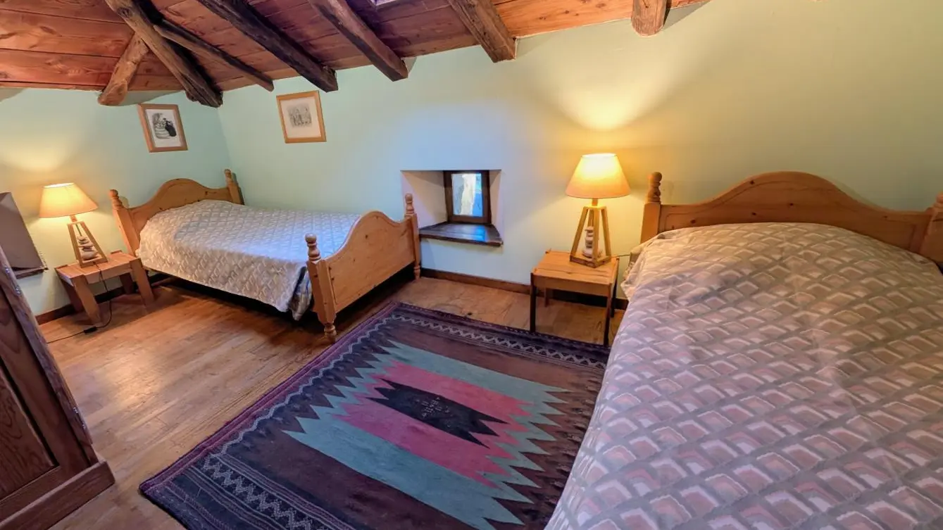 Gite Le Pressoir à Champagnac La Riviere en Haute-Vienne - chambre 2nd étage_14