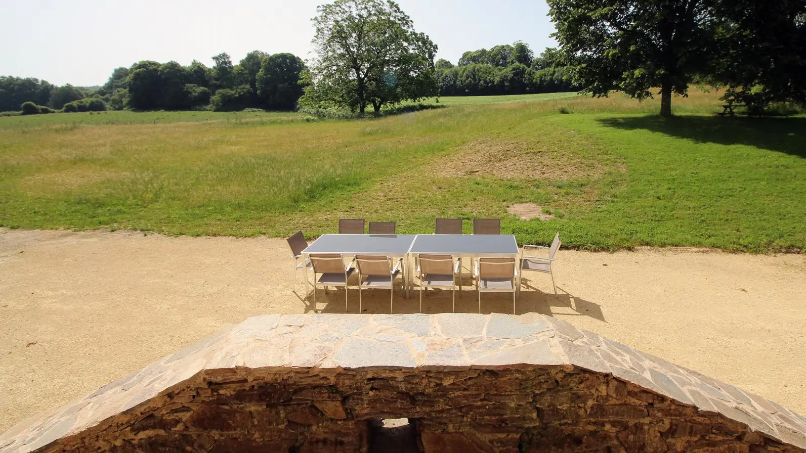 Gite La Valade à Champagnac La Riviere en Haute-Vienne, vue du perron_3