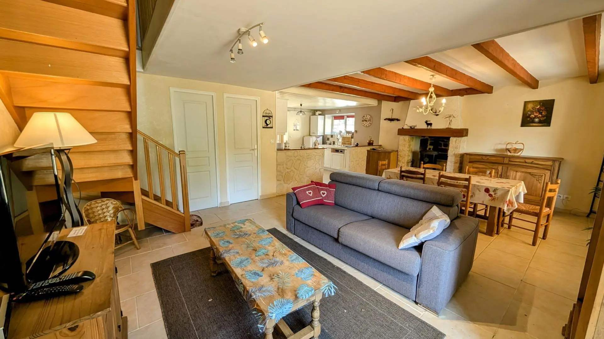 Gite de la Petite Lisonne - commune de Marval en Haute-vienne - Limousin - canapé convertible_17