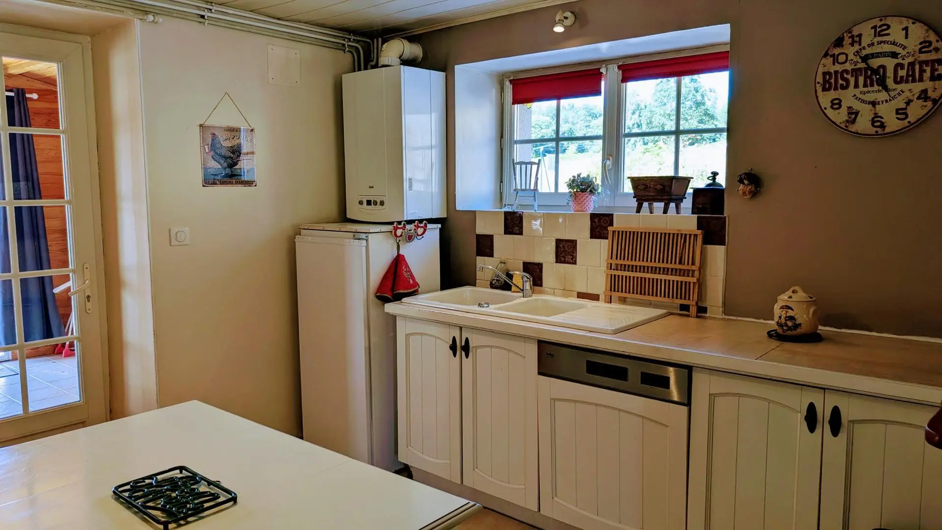 Gite de la Petite Lisonne - commune de Marval en Haute-vienne - Limousin - cuisine_13