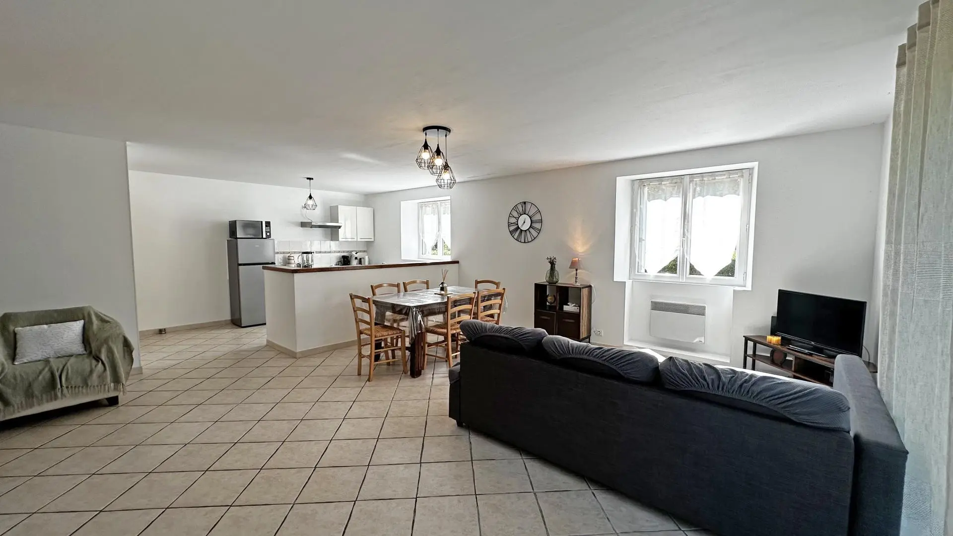 Gîte 'Neuville' à Saint-Mathieu en Haute-Vienne (Nouvelle Aquitaine)_8