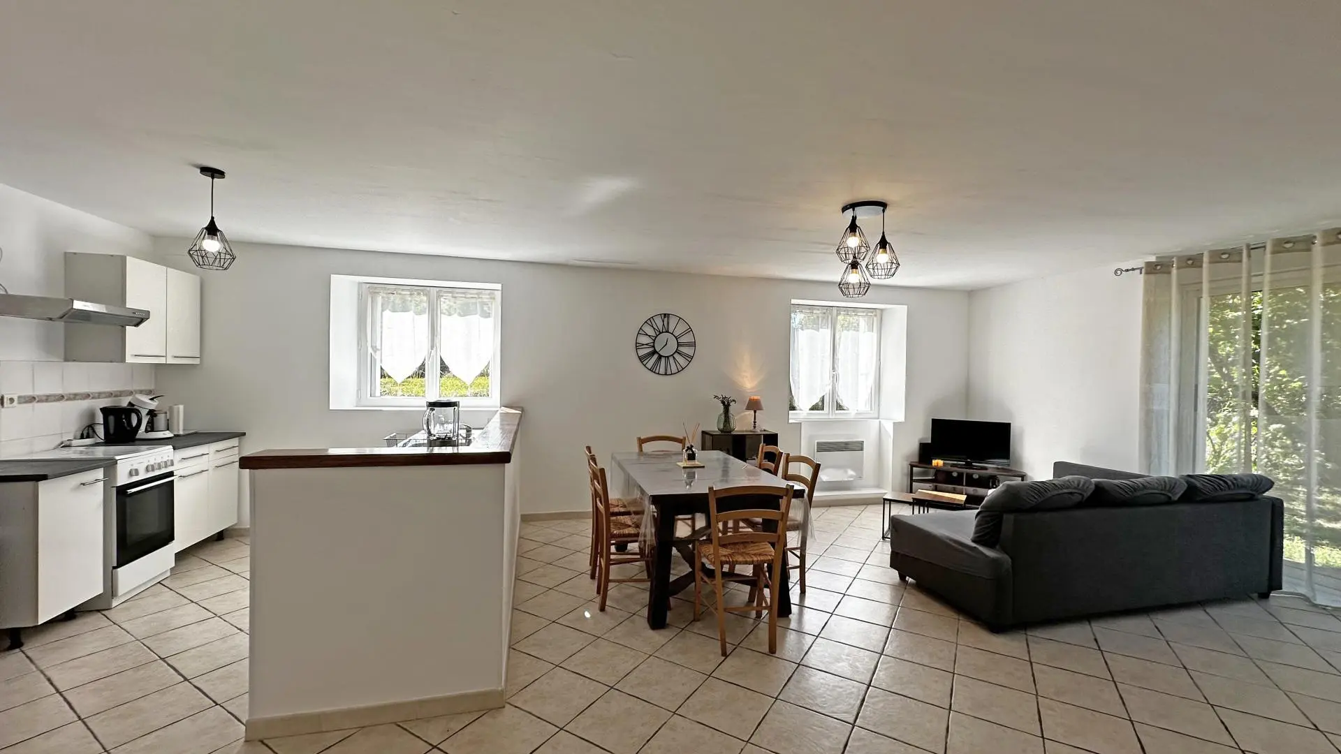 Gîte 'Neuville' à Saint-Mathieu en Haute-Vienne (Nouvelle Aquitaine)_9