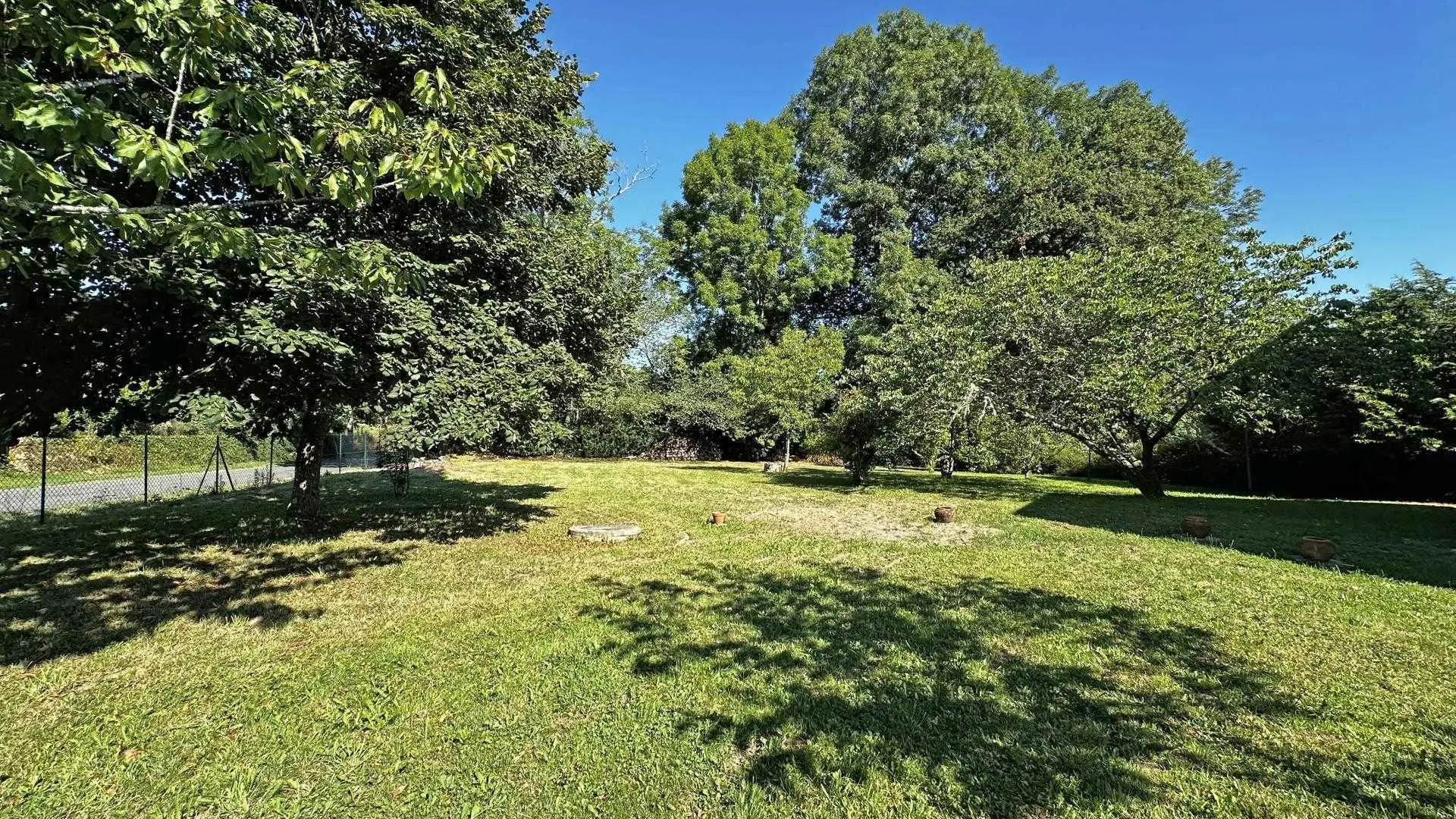 Gîte 'Neuville' à Saint-Mathieu en Haute-Vienne (Nouvelle Aquitaine)_3