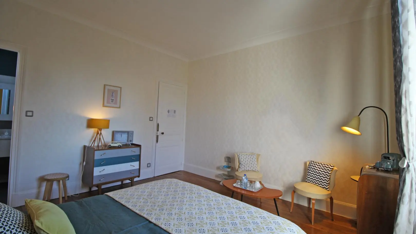 Chambre d'hôtes Au fil du temps à châlus - chambre vintage_21