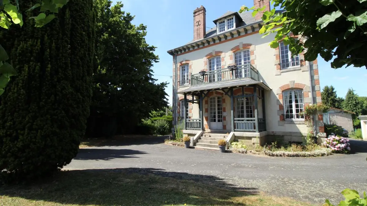 Chambre d'hôtes Au fil du temps à châlus_32