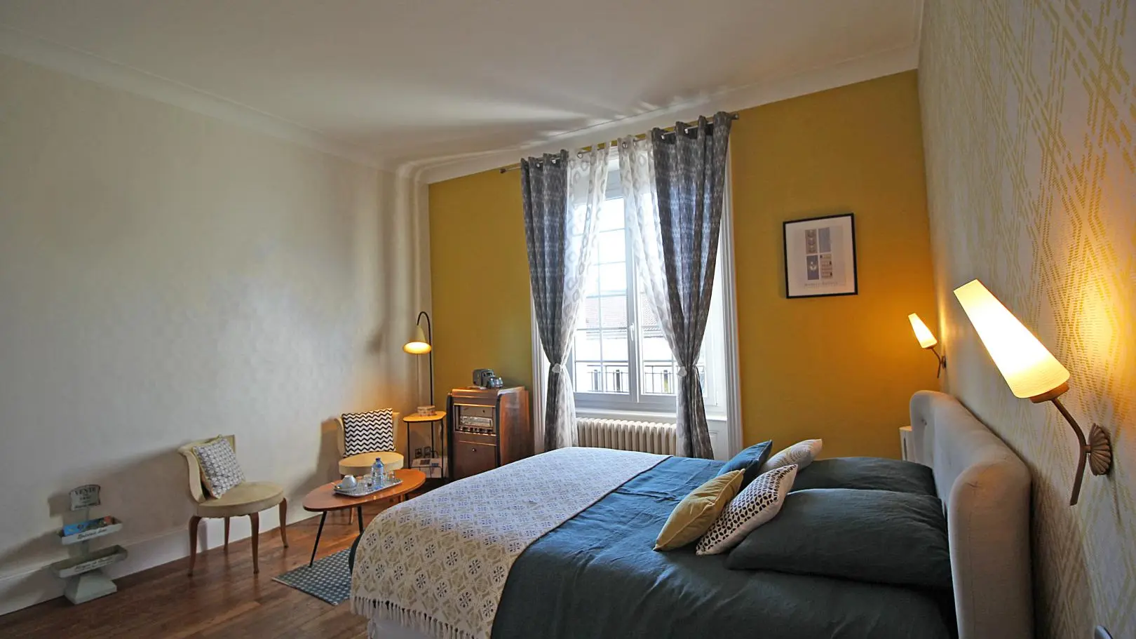 Chambre d'hôtes Au fil du temps à châlus - chambre vintage_24