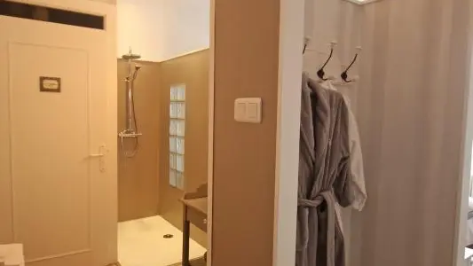 Chambre d'hôtes Au fil du temps à châlus - Suite familiale_19