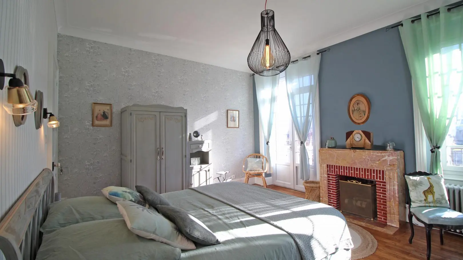 Chambre d'hôtes Au fil du temps à châlus - chambre Belle Epoque_27