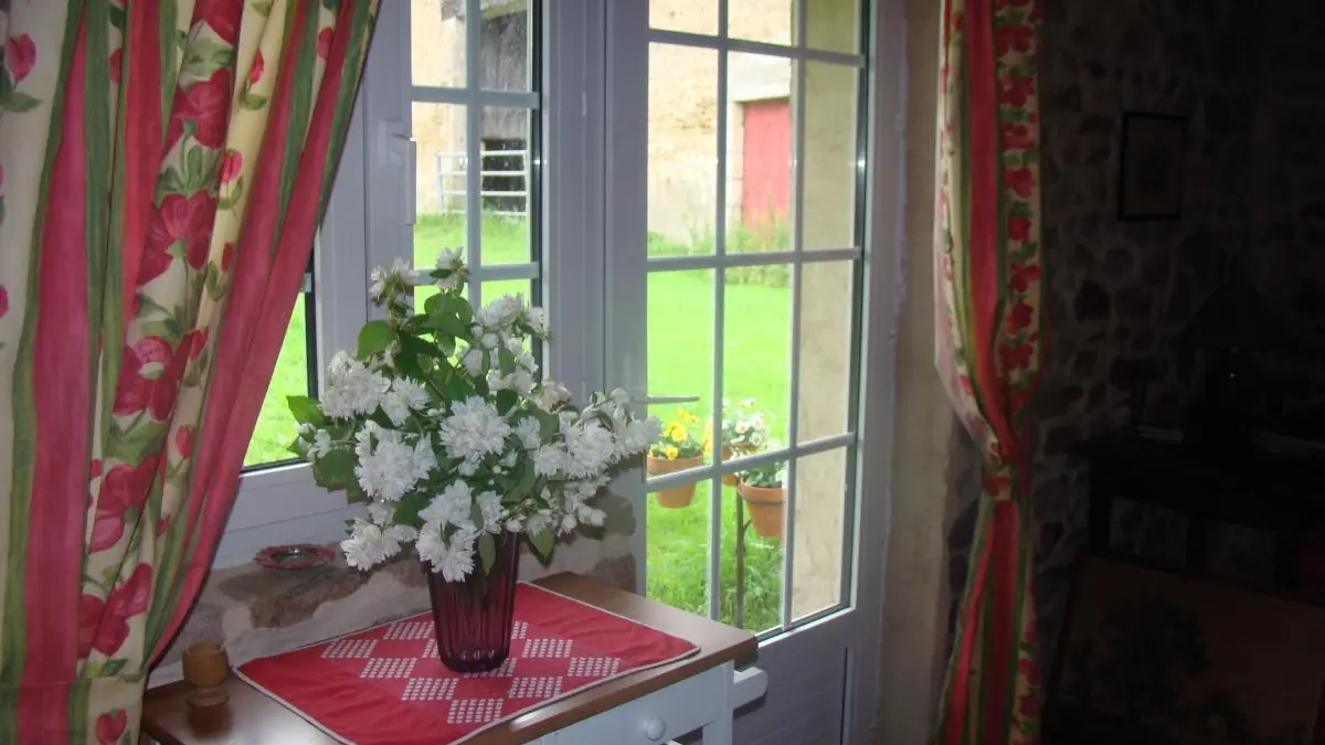 Chambre d'hôtes  Le Coudert  à Chéronnac en Haute-Vienne (Nouvelle Aquitaine). La petite maison._22