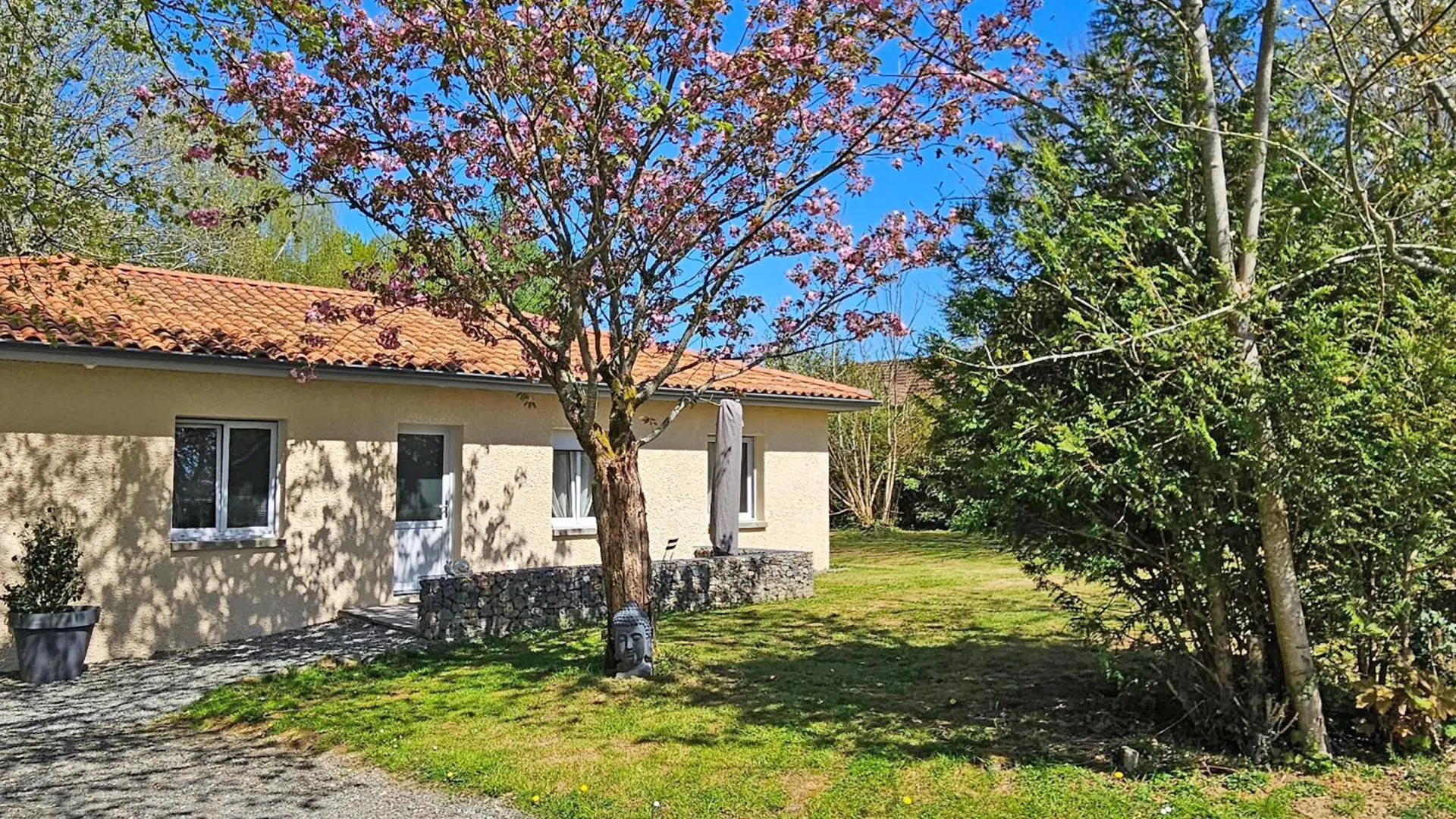 Gîte l'évasion à Chaillac en Haute-Vienne (Nouvelle Aquitaine)_1
