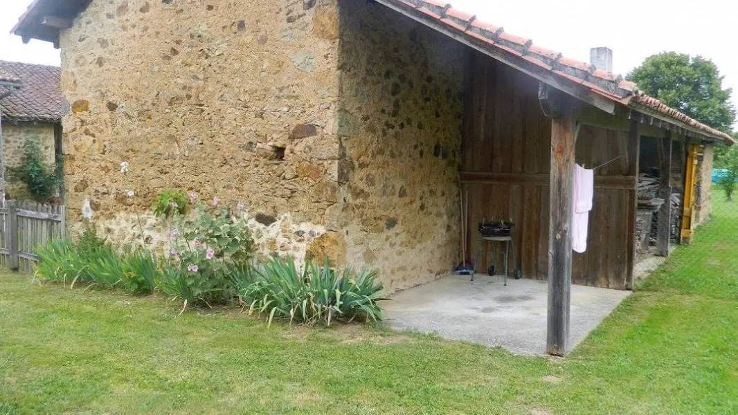 Gite Breuil De Vayres à Rochechouart en Haute-Vienne (Limousin)_24