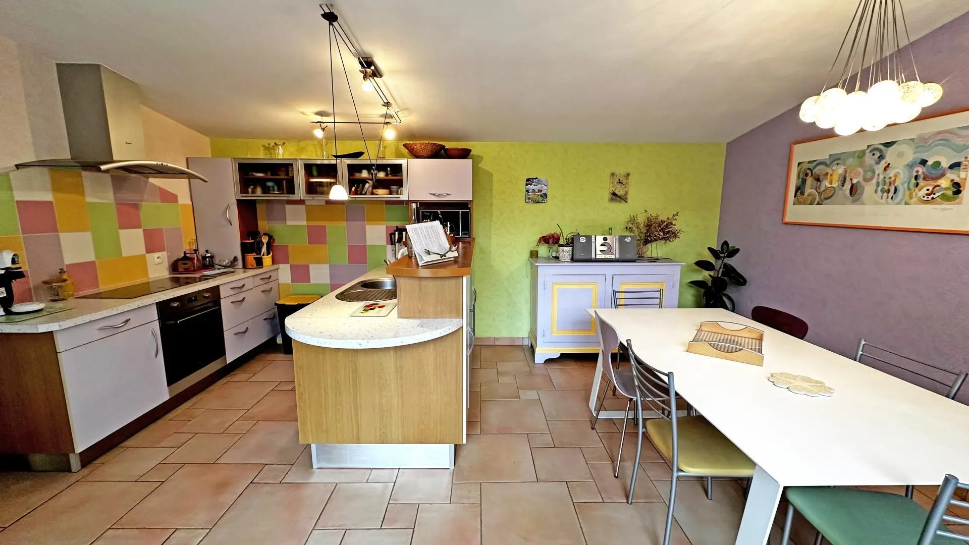 La Maison des couleurs à Saint Brice sur Vienne en Nouvelle Aquitaine (Haute-Vienne)_14