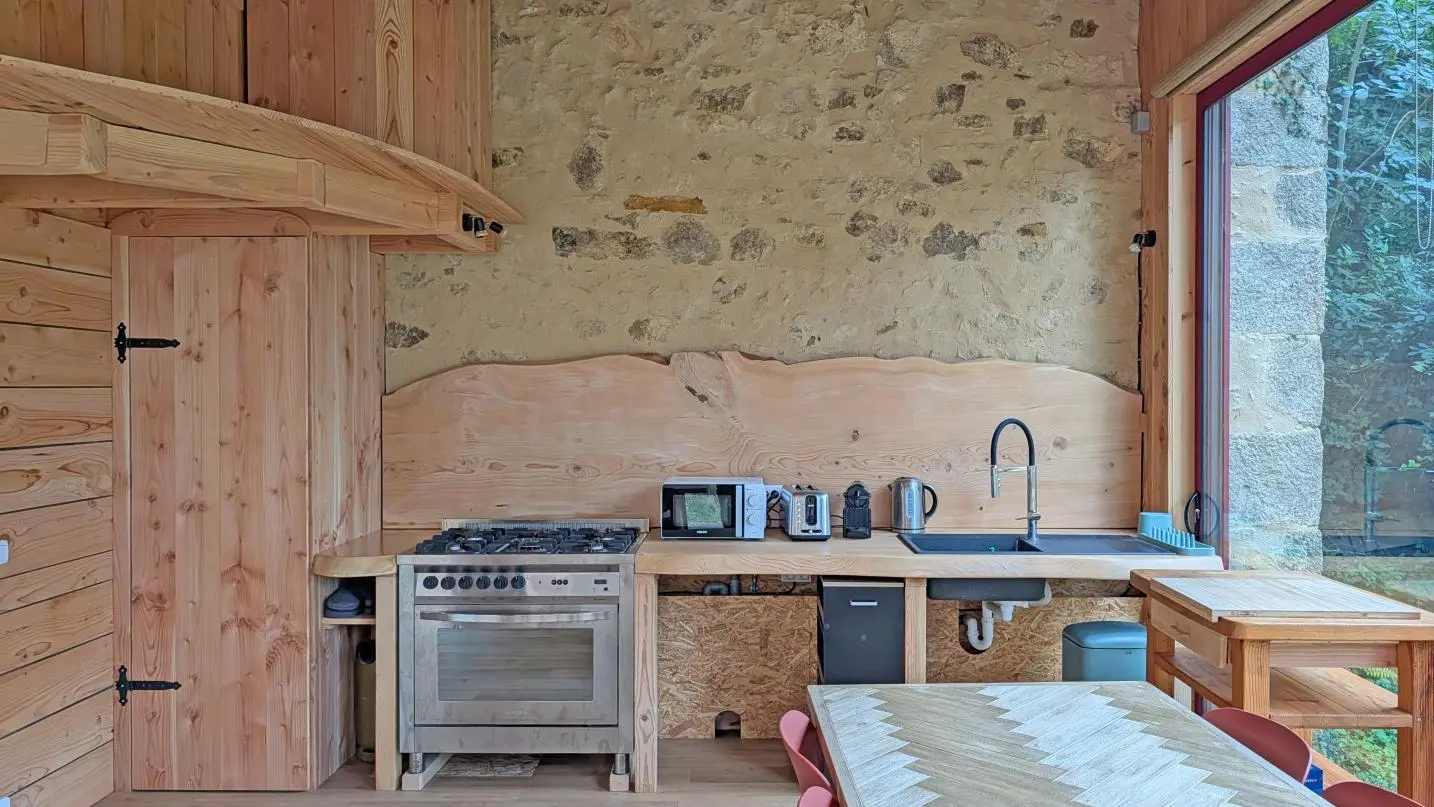 Gîte 'Bois et Lumière' à Saint Cyr en Haute-Vienne (Nouvelle Aquitaine)_10