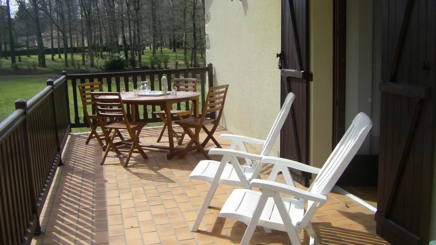 Gite Libellules et papillons à Saint Laurent Sur Gorre en Haute-Vienne (Limousin). Le terrain vue _19