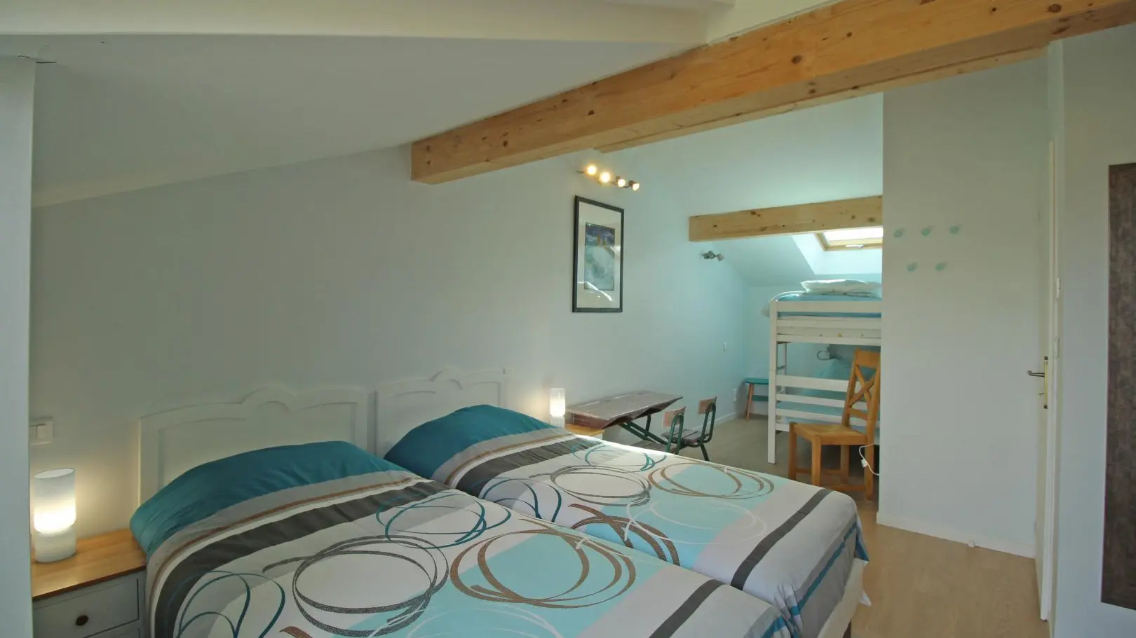 Le gîte de La Maison Neuve à Saint Priest sous Aixe en Haute-Vienne (Nouvelle Aquitaine) - chambre des enfants_25