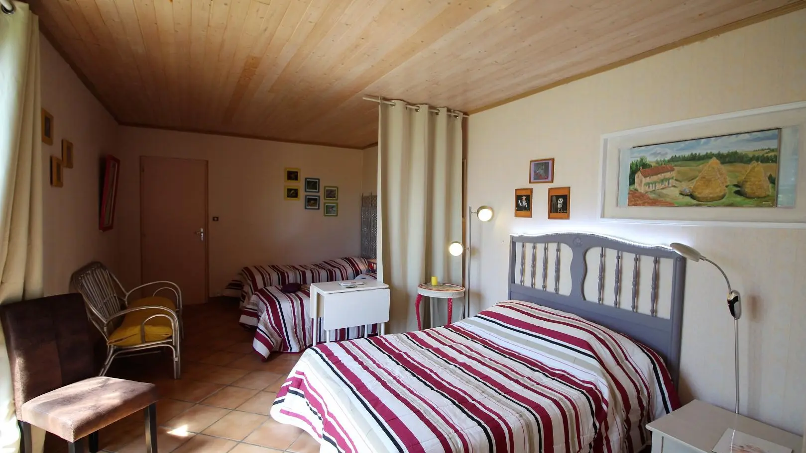 Chambre d'hôtes La Chapelle Blanche à Saint Victurnien  en Haute-Vienne (Limousin), la chambre_13