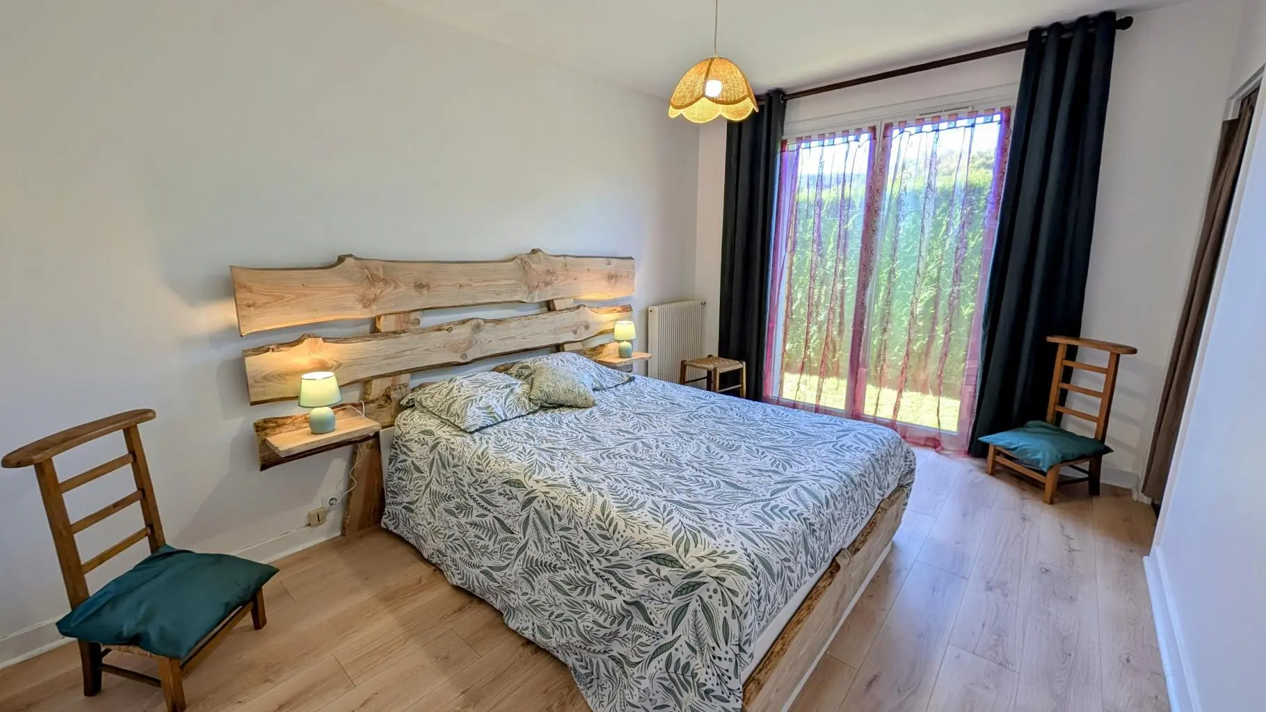 gite de la Maison du cèdre à Bonnac La Cote en Haute-Vienne_10