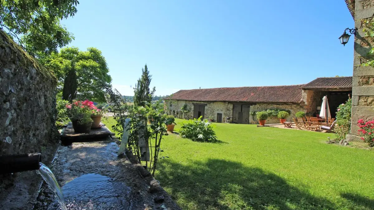 La source - Gîte Chez le Bayle à Condat sur Vienne en Haute-Vienne (Limousin)_25