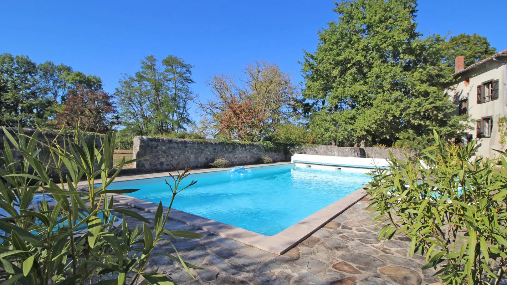 Gite Le Peyrous en Limousin - Condat Sur Vienne - Nouvelle Aquitaine_2