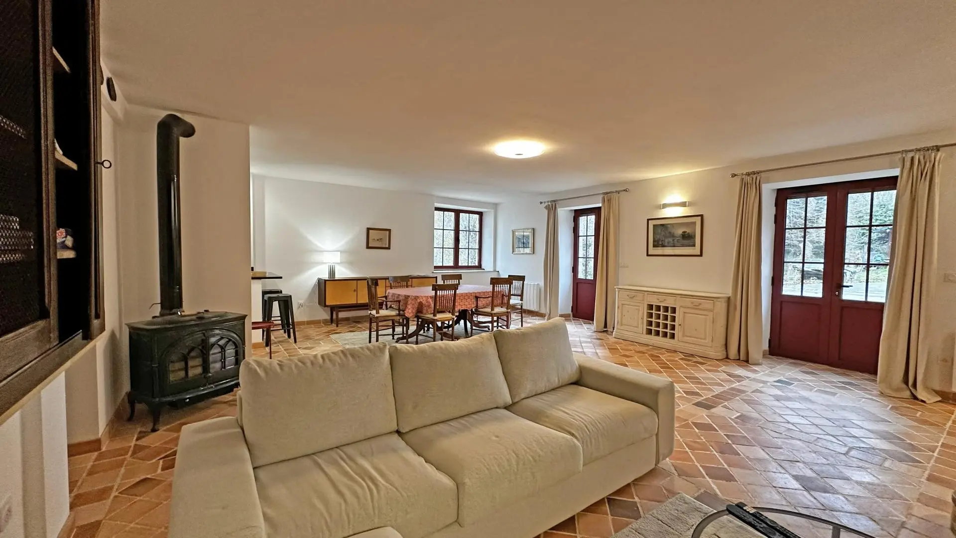 L'écurie du Château de la Chabroulie à Isle en Haute-Vienne (Nouvelle Aquitaine)_5