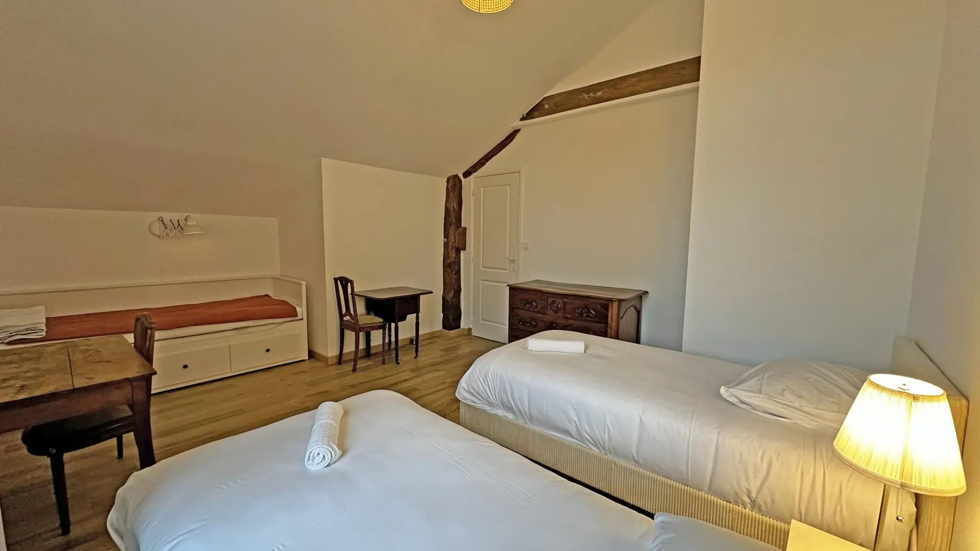 L'écurie du Château de la Chabroulie à Isle en Haute-Vienne (Nouvelle Aquitaine)_18