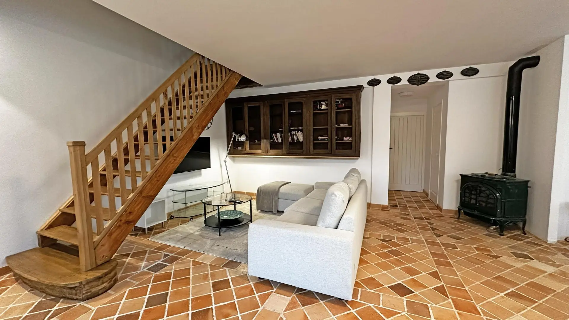 L'écurie du Château de la Chabroulie à Isle en Haute-Vienne (Nouvelle Aquitaine)_3